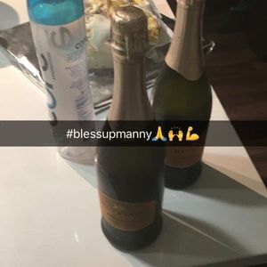 Meet your Posher, Gbola